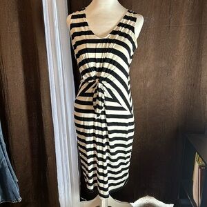 Women’s size small Liz Claiborne summer dress.